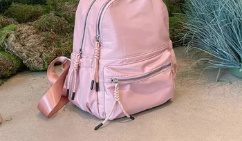 2023 Новая сумка через плечо, нейлоновый нишевый дизайн, легкий рюкзак для путешествий и отдыха, стильный минималистичный рюкзак для женщин