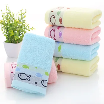 Мягкое хлопковое полотенце для лица с милой рыбкой для ежедневного использования в домашних условиях, влагопоглощающее полотенце для лица, подарочное полотенце