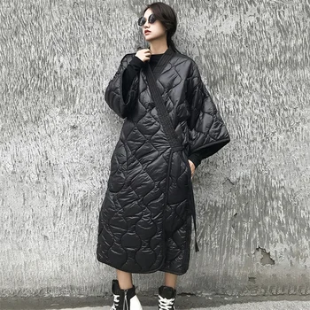 Женская хлопковая стеганая куртка с ромбовидной решеткой, элегантное пальто с V-образным вырезом в темном стиле, свободные черные топы с поясом и длинными рукавами, новинка на складе